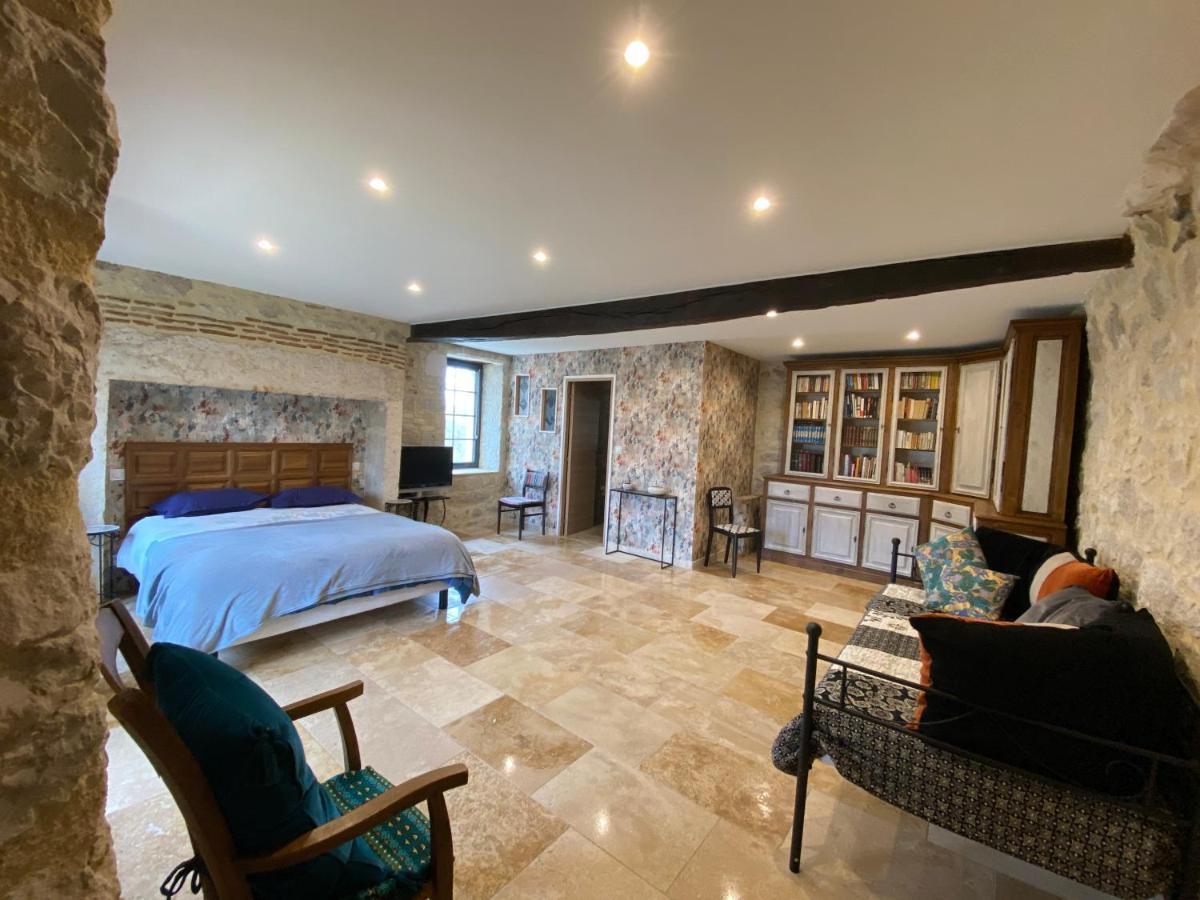 Mauroux  Maison De Village, Charme Et Confort מראה חיצוני תמונה